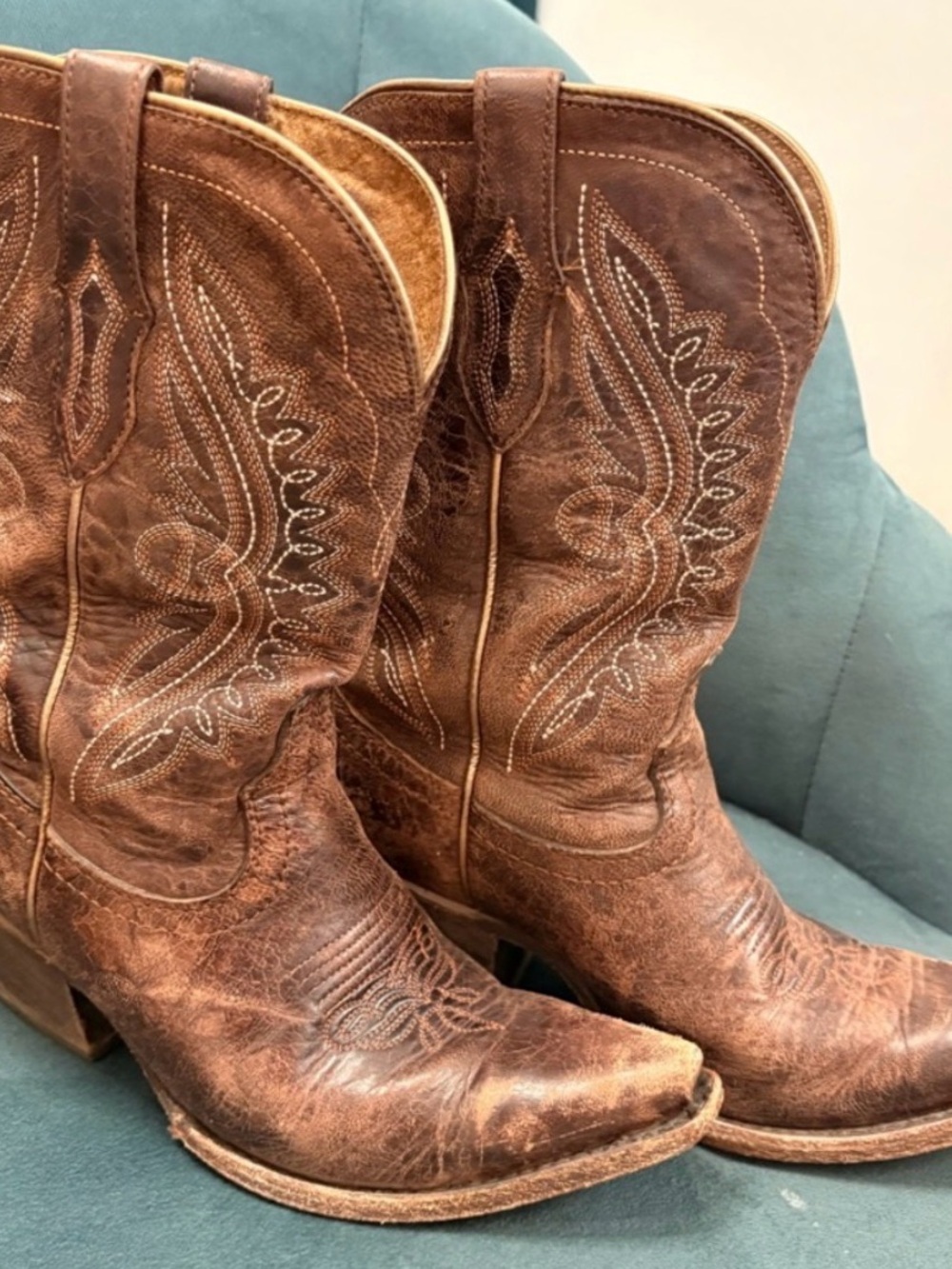 Classic Brown Leather Cowboy Boots